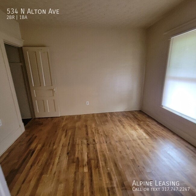 Building Photo - 534 N Alton Ave