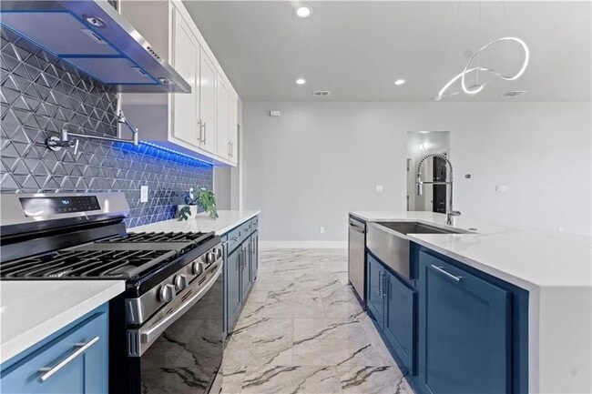 Building Photo - 2610 Lady Andrea Dr