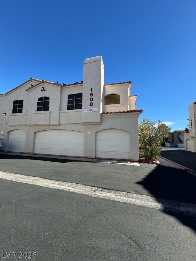 Building Photo - 1500 Oscar Ct