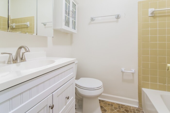 Building Photo - 4508 Outwood Dr