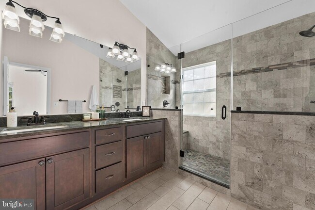 Building Photo - 4133 Grover Glen Ct