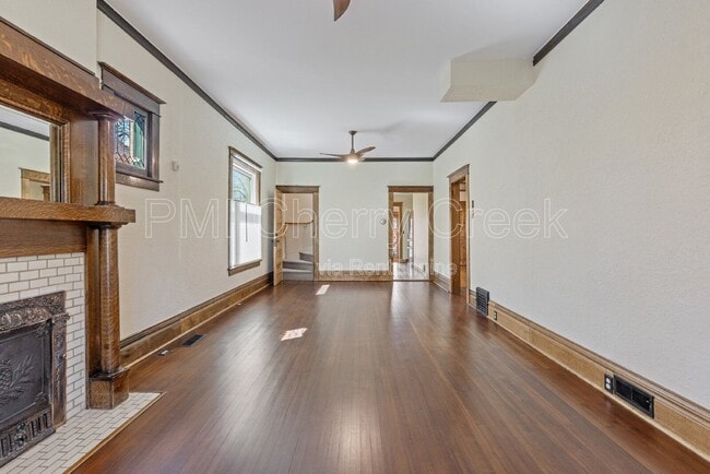 Building Photo - 4047 Wyandot St