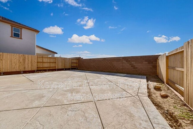 Building Photo - 4513 Fallon Dr