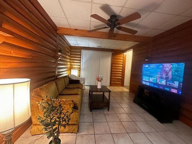 Building Photo - 1511 Legend Trail Dr