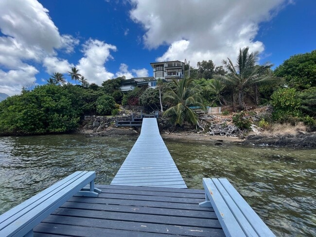 Building Photo - Hawaii living at its best.  Beautiful Kaneohe Bay front.