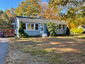 Building Photo - 139 Buck St