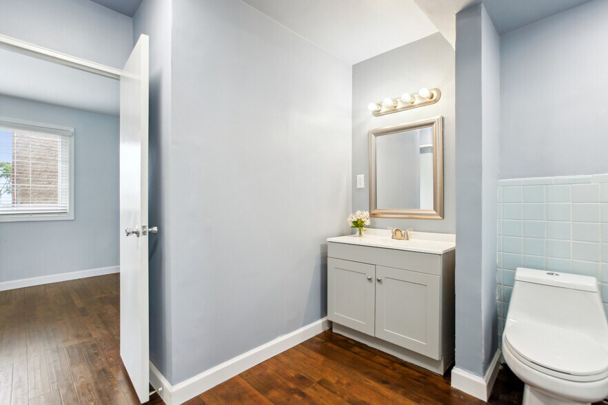 Building Photo - 1830 Columbia Pike