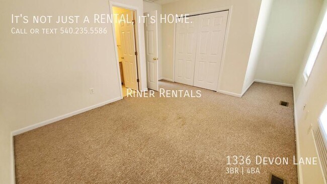 Building Photo - 1336 Devon Ln