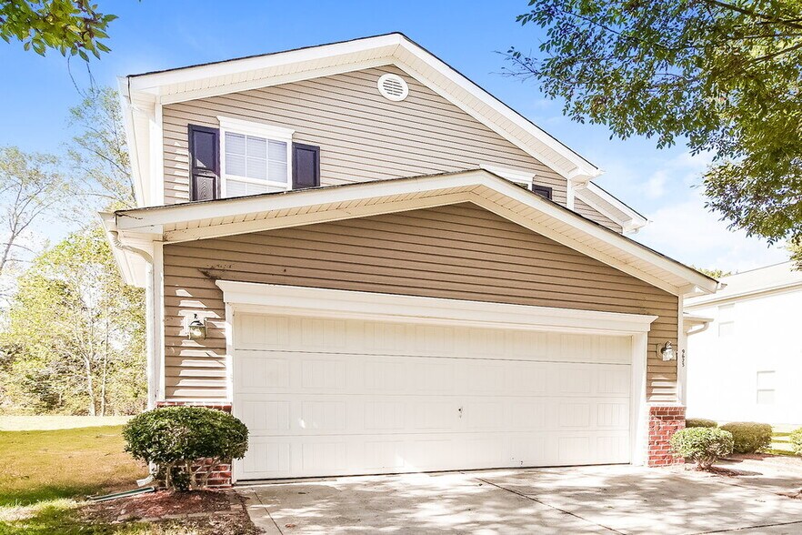 Building Photo - 9623 Paper Tree Rd