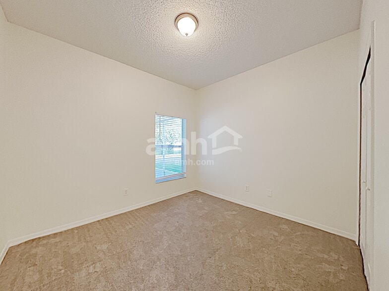 Building Photo - 2219 Darlin Cir