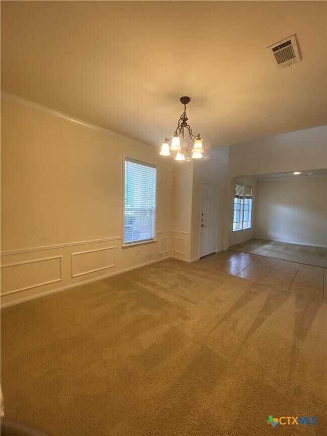 Building Photo - 6111 Graphite Dr