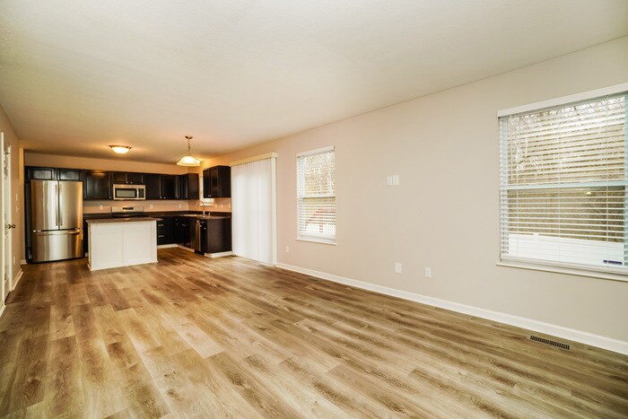 Building Photo - 7899 Prairie Willow Dr