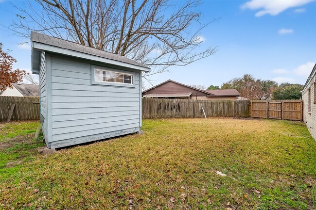 Building Photo - 10506 Ivy Oaks Ln