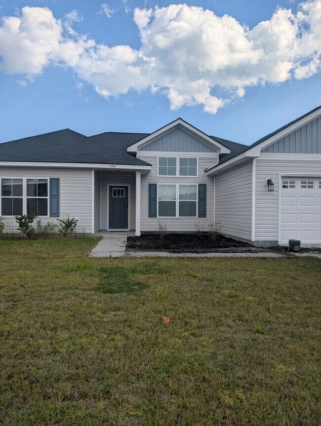 Primary Photo - ? For Rent – Spacious 4 Bedroom, 2 Bathroo...