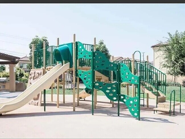 Building Photo - Modern Coastal Living in South San Diego — 2 Miles from the Beach