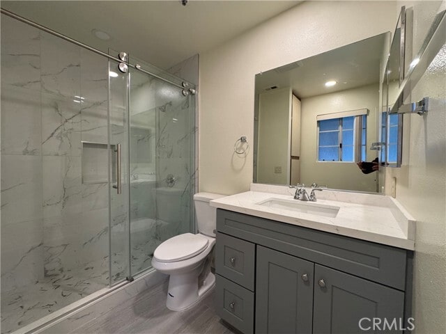 Building Photo - 223 N Olive Ave