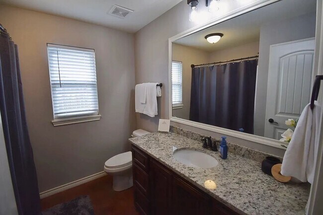 Building Photo - March availability!  3/2/2