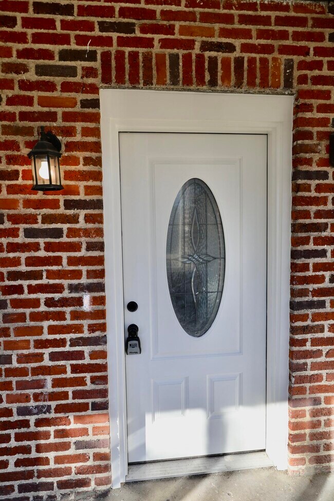 Building Photo - 11 Kendrick St