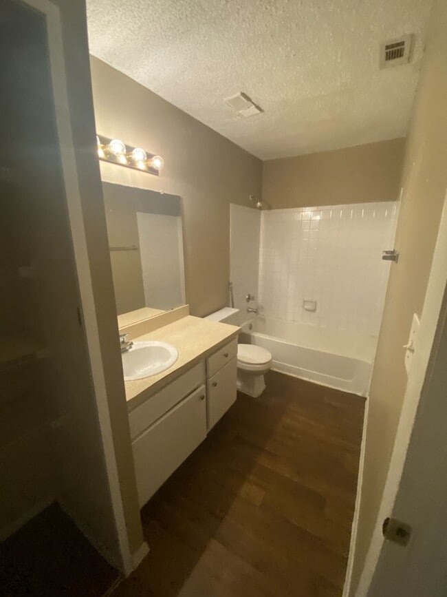 Building Photo - 1 bedroom 1 bath Altamonte Springs