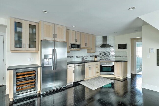 Building Photo - 26 S Angell St