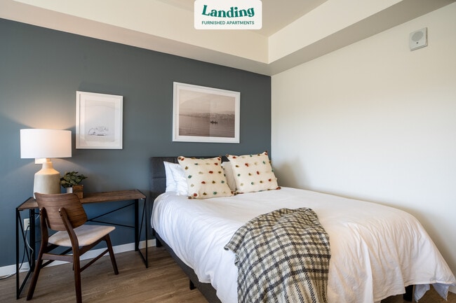 Building Photo - 4545 SW Angel Ave