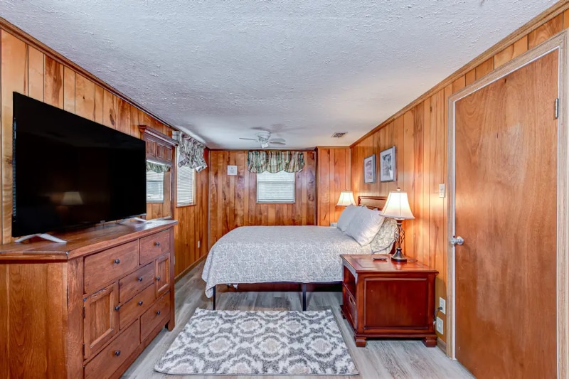 Building Photo - 9335 E Beech Cir