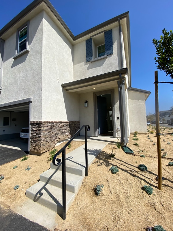 Building Photo - 27742 Heritage Ln