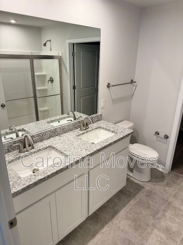 Building Photo - 527 Winding Meadow Ln