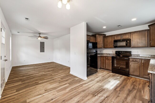 Building Photo - 1816 Cunningham Ridge