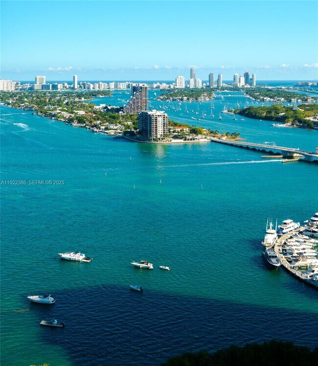 Building Photo - 488 NE 18th St