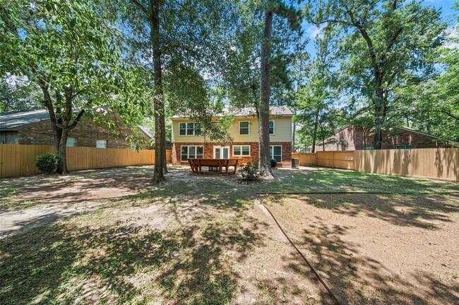 Building Photo - 27 E Stony Bridge Cir