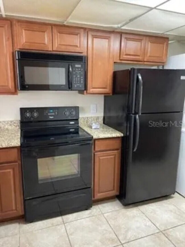 Building Photo - Charming 2BR Condo in Brandon