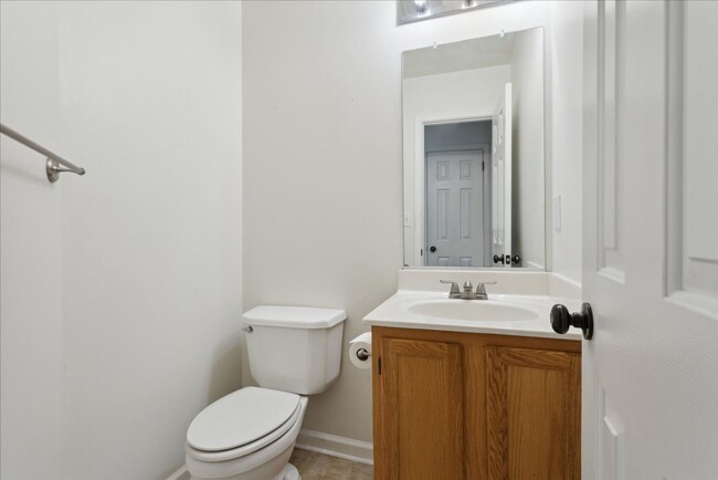 Building Photo - Grist Mill Estates - Hampton