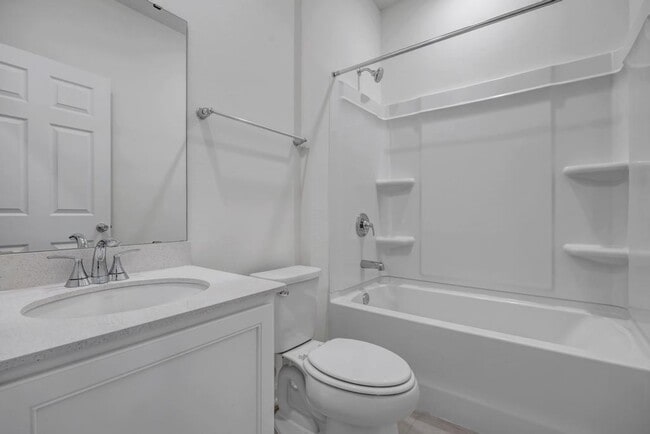 Building Photo - 115 Gourd Is Wy