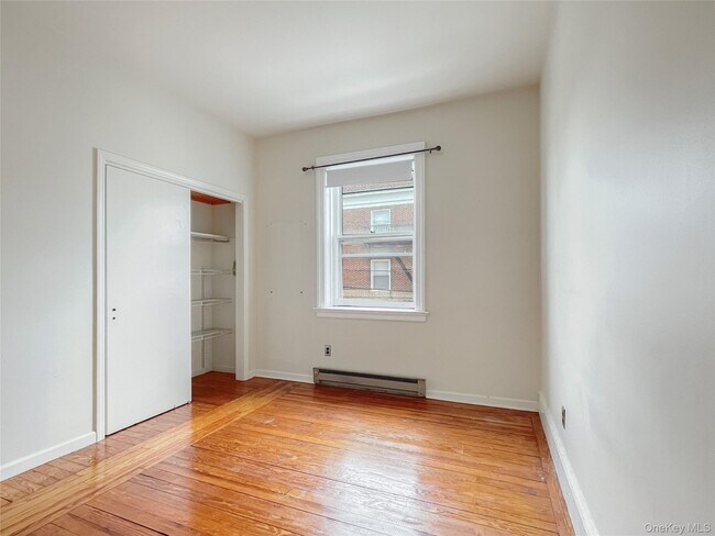 Building Photo - 49 Main St