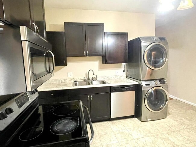 Building Photo - 4955 Arsenal St