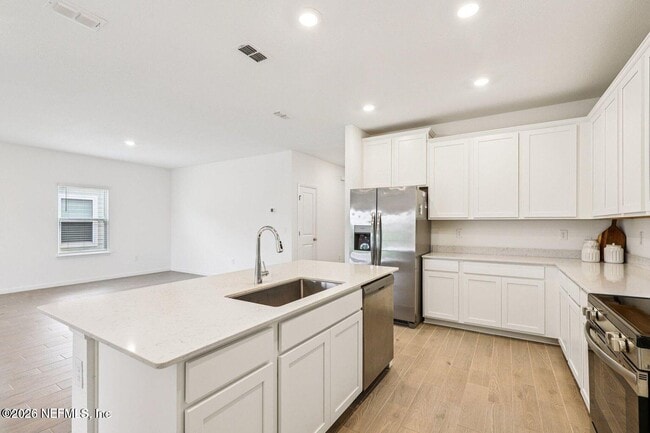 Building Photo - 2630 Seasons Rd