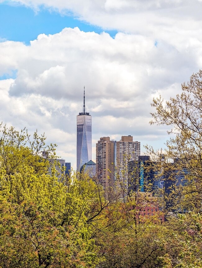 Building Photo - 85 Palisade Ave