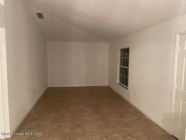 Building Photo - 5149 Arlington Rd