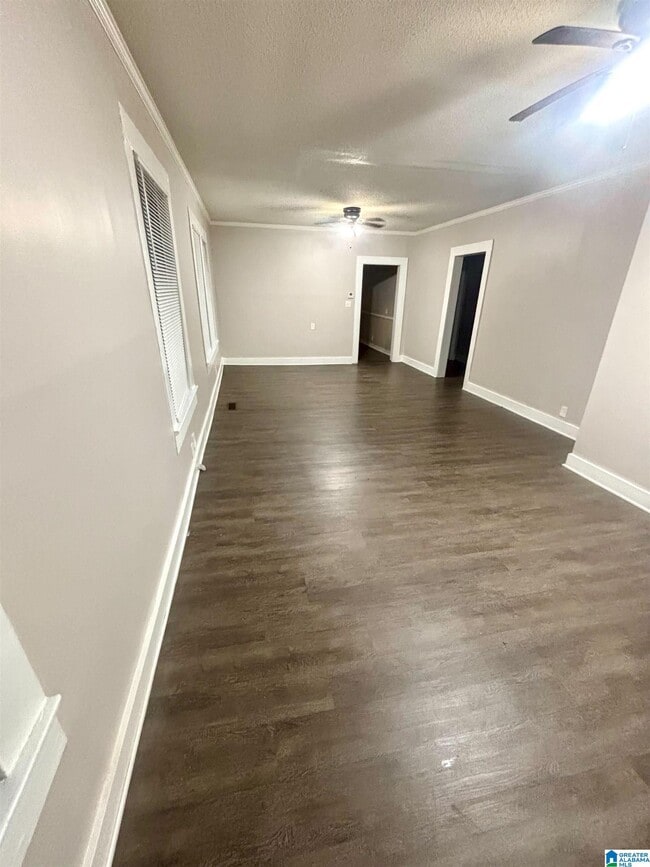 Building Photo - 511 12th St