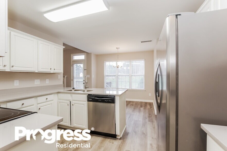 Building Photo - 6213 Spanish Moss Ln