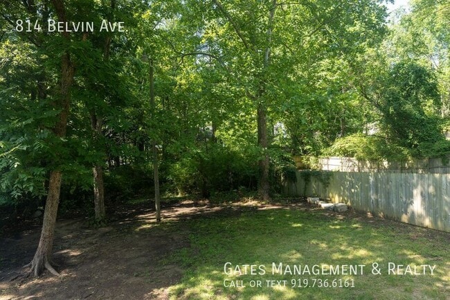 Building Photo - 814 Belvin Ave