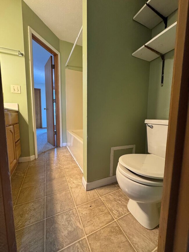 Building Photo - Available August 2025 and rents for $1,600...