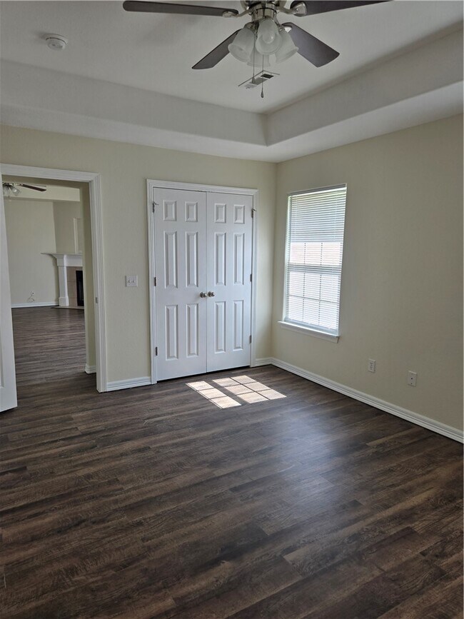 Building Photo - 1703 N Valor