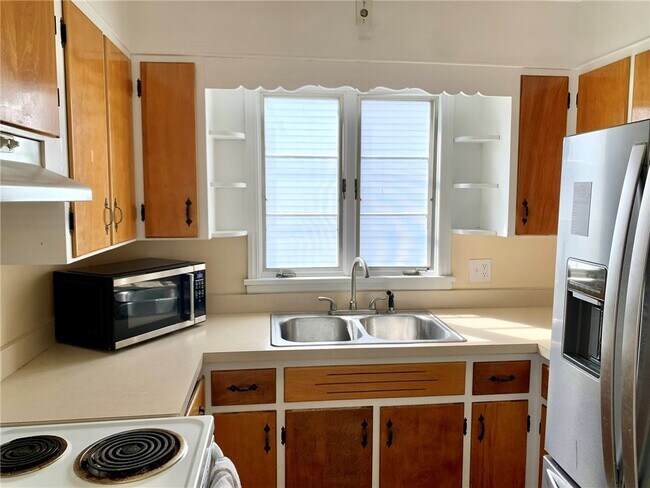 Building Photo - 51 Elmerston Rd