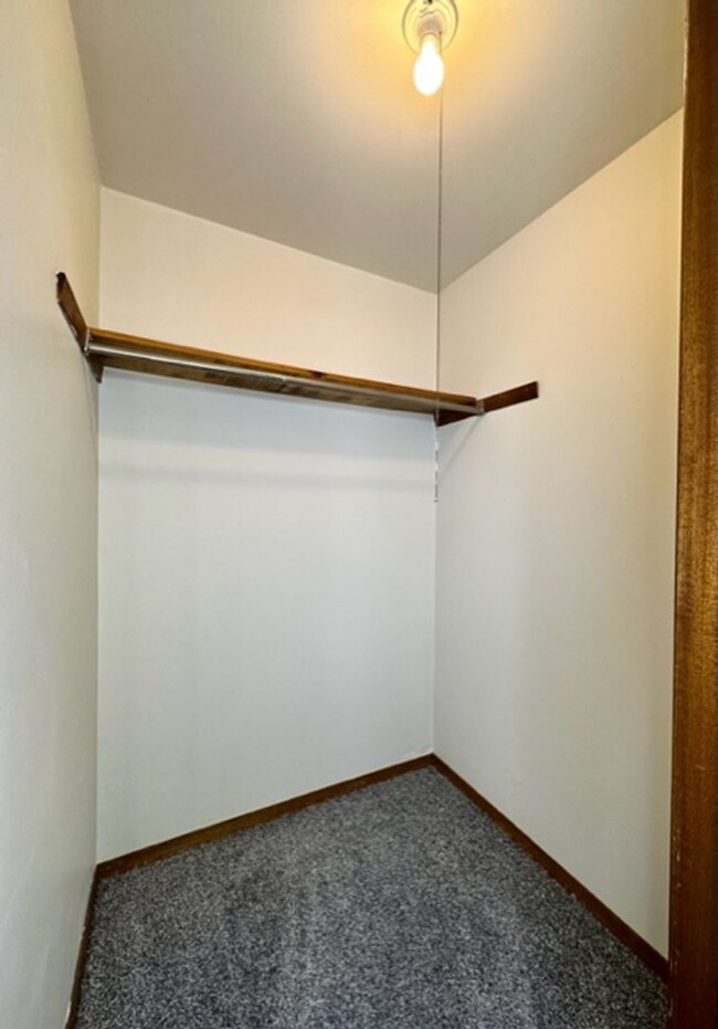 Building Photo - 2082-2084 Terry Ln