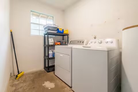 Building Photo - 515 W Crestline Dr