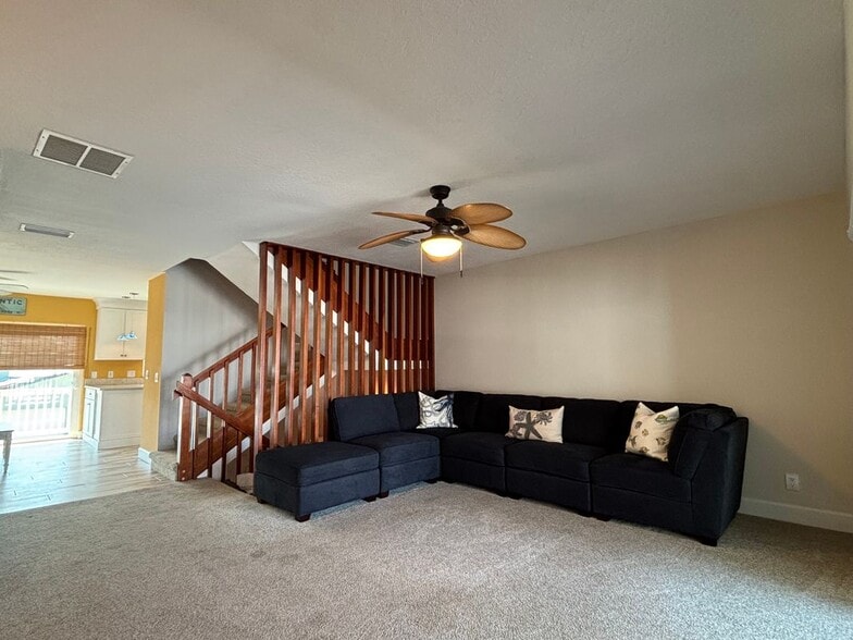 Building Photo - 1244 Beachside Ln