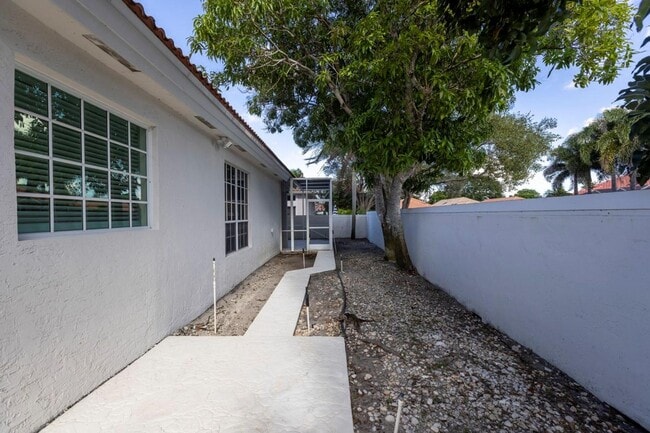 Building Photo - 6391 NW 23rd Ln