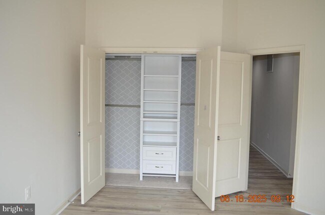 Building Photo - 23671 Sailfish Square